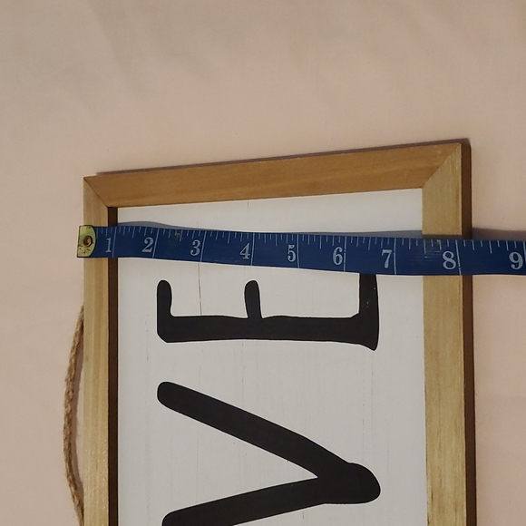 L♥️VE Wall Decor - Picture 4 of 8